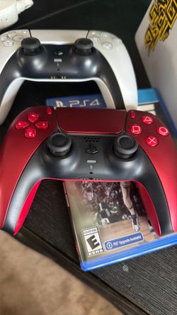 PS5 and 2 controllers 2 Games