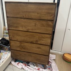 Ashley Furniture 5-Drawer Chest – Mid-Century Modern Solid Wood Look
