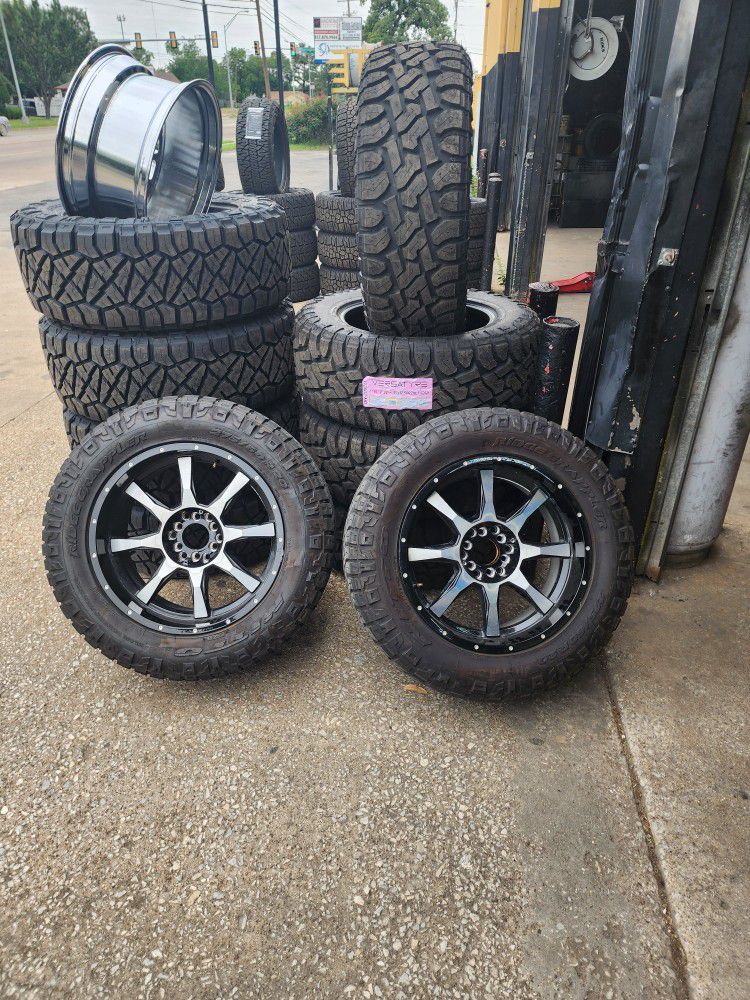Moto Metal Rims Black And SilverAnd Ridge Grappler Tires  For Sale