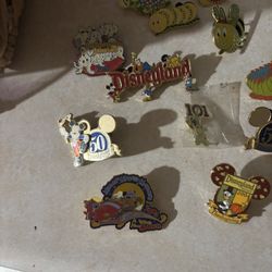 Disney Pins 