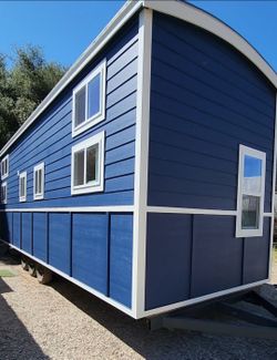 TINY HOUSE COTTAGE IDEAL FOR MORE SPACE ADU OR RENTAL UNIT