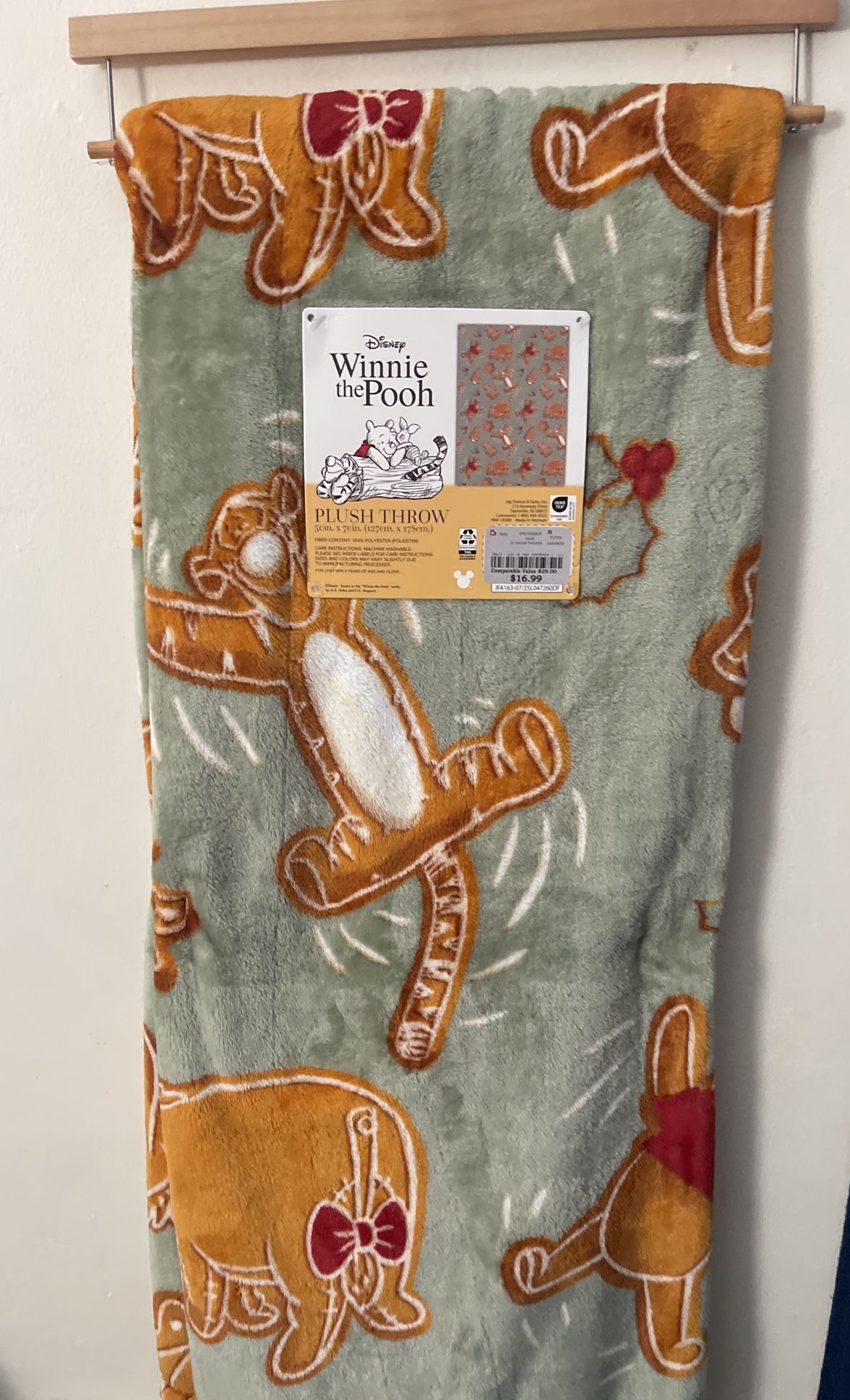 Winnie The Pooh Christmas Gingerbread Cookie Blanket