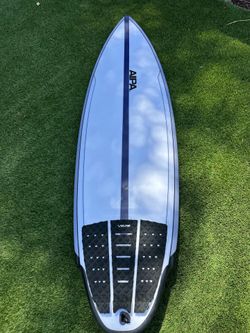 Aipa dark twin surfboard