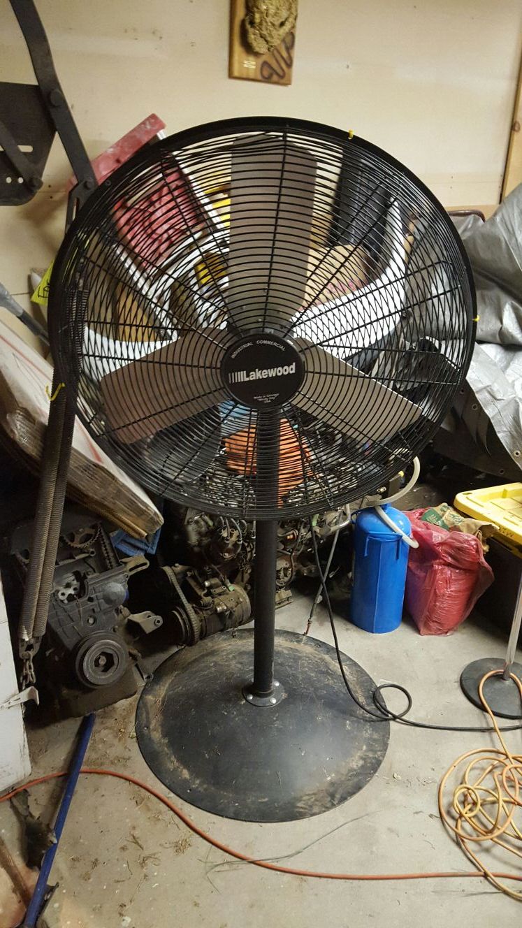 Lakewood commercial industrial fan 35 inch shop fan