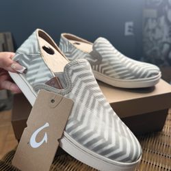 OluKai Women’s Shoes Size 6.5 SILT OFF WHITE