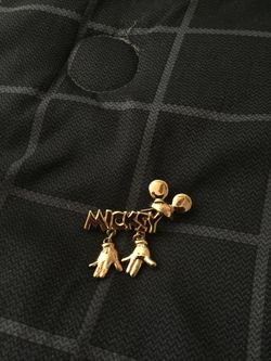 Disney pin
