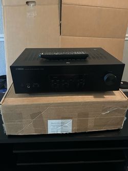 Yamaha R-S201BL 2-Channel Stereo Receiver