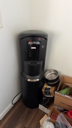 black bottom loading water dispenser