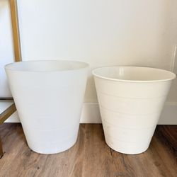 2 trash cans