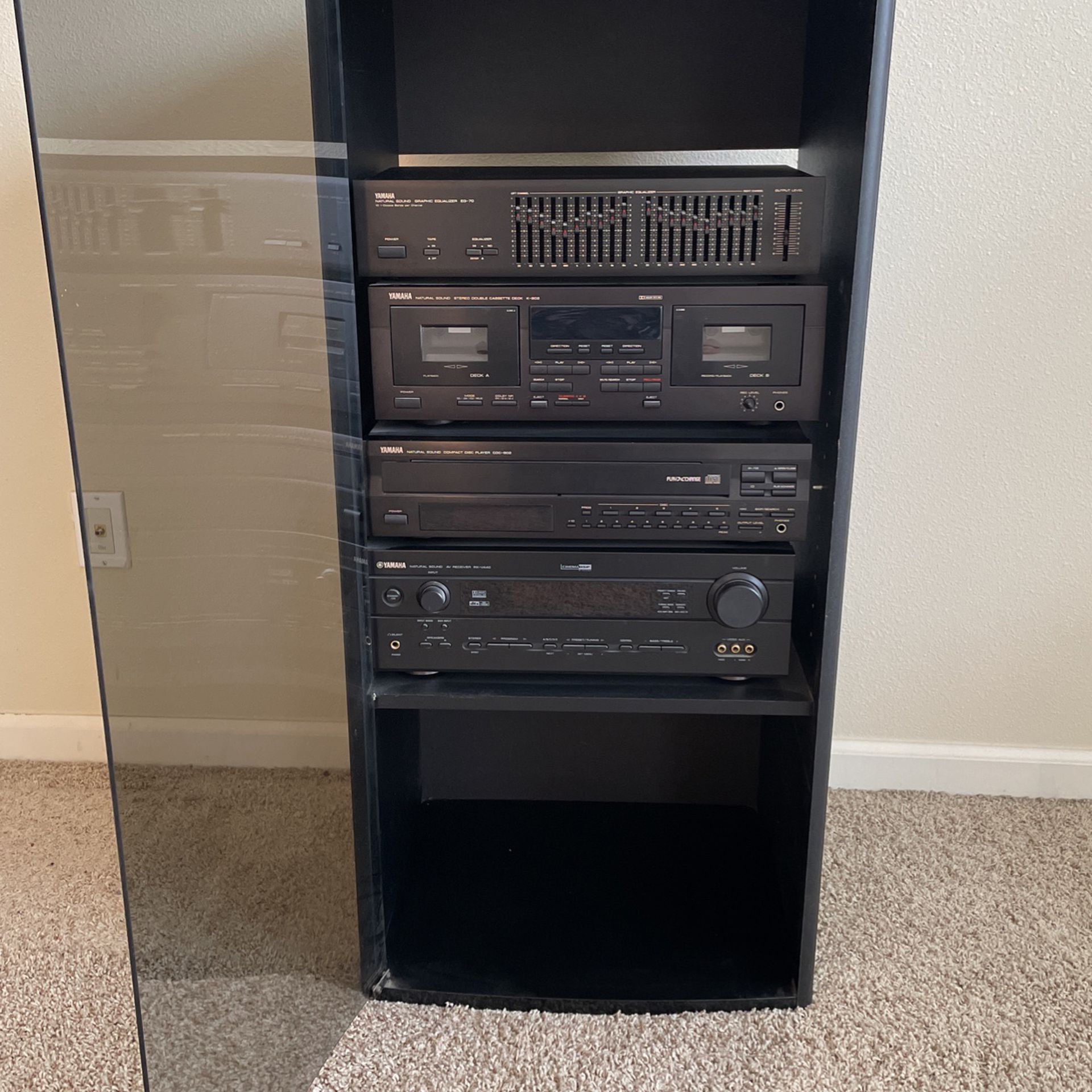 Yamaha Surround Sound Stereo System with Cabinet 