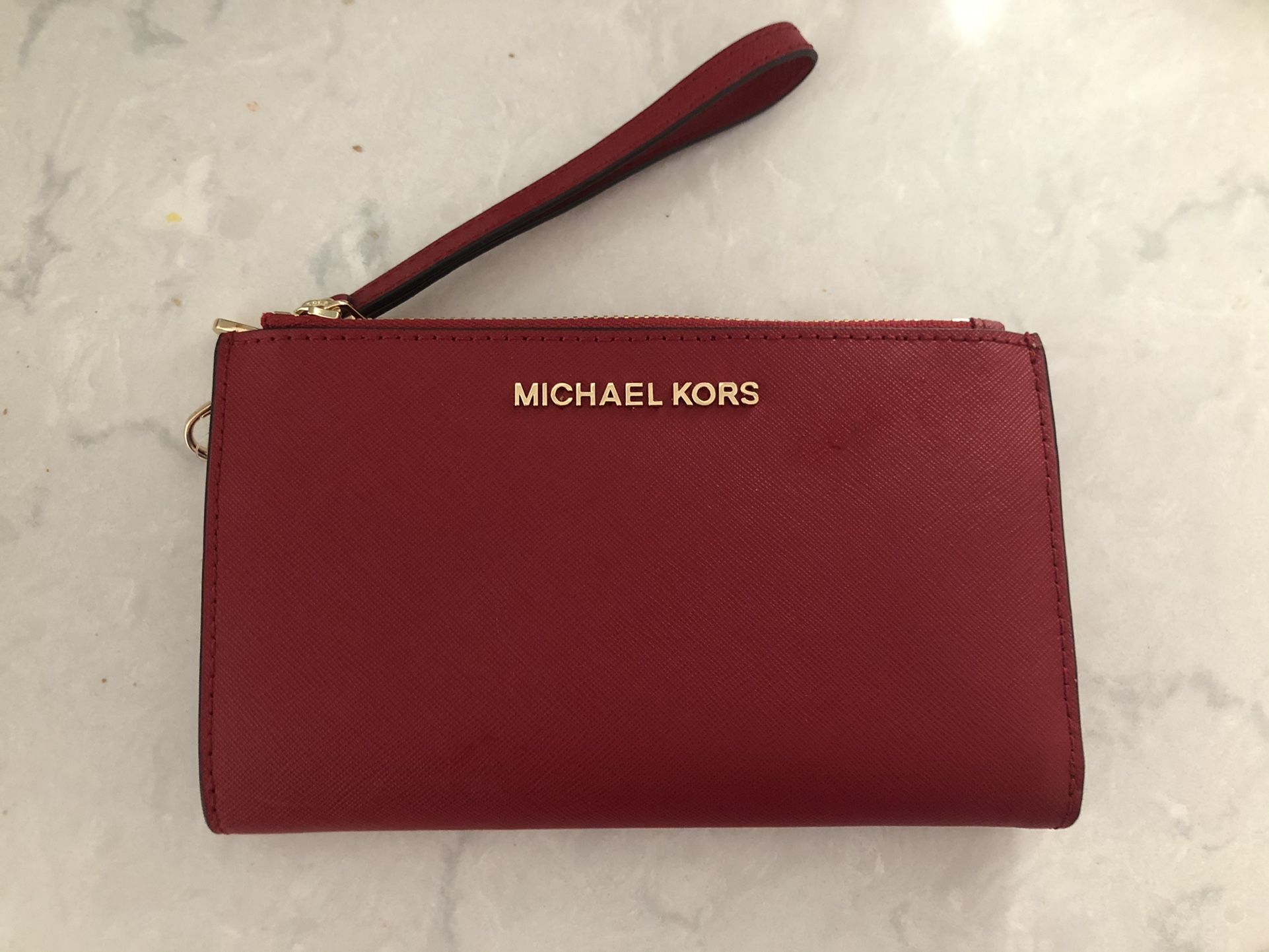 Michael Kors Jet Set Wristlet