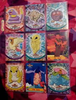 POKÉMON CARDS