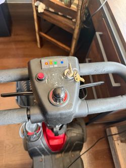 Scooter electric scooter