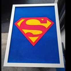 Superman Hanging 🦸‍♂️ Picture 