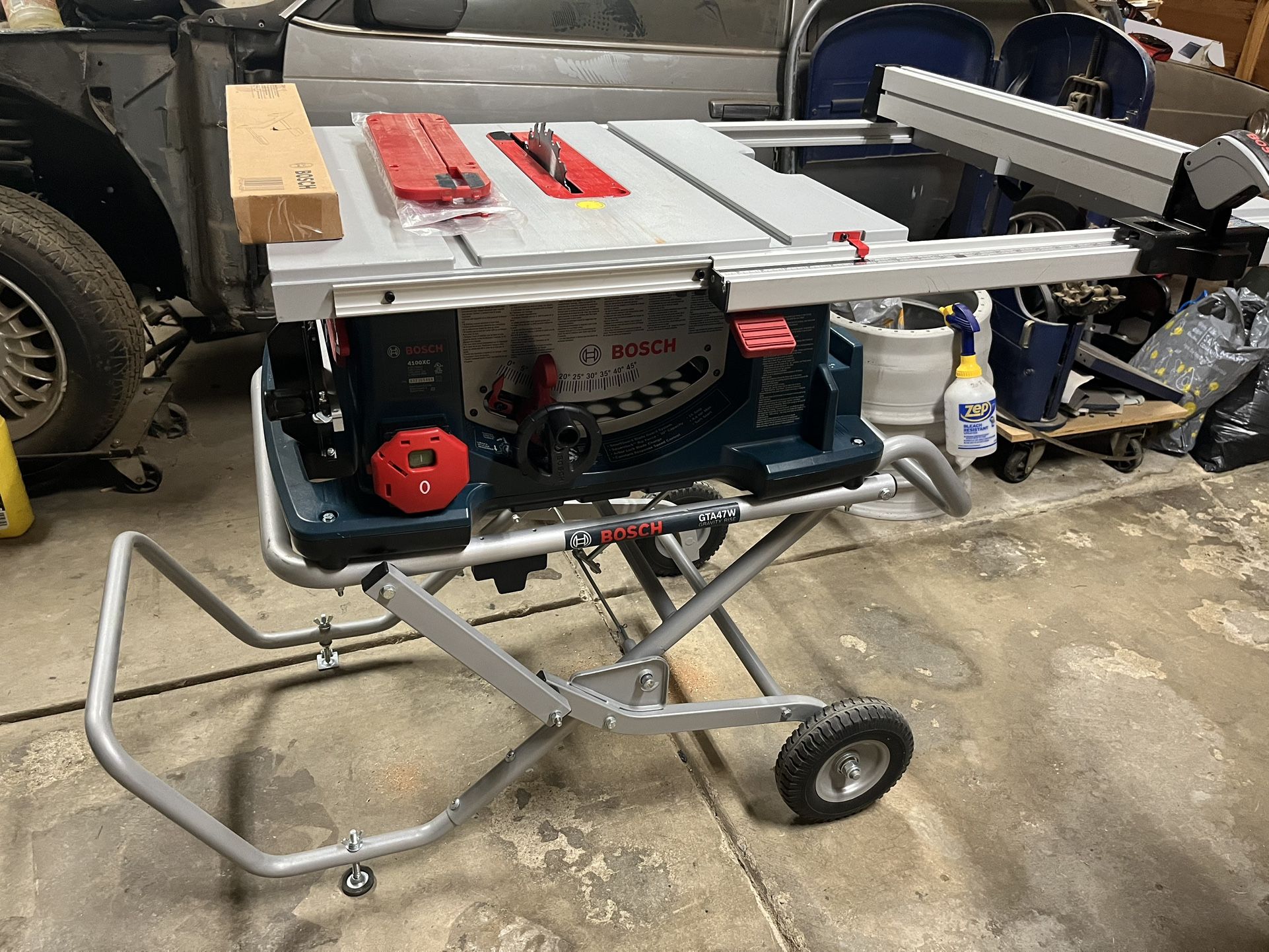 Bosch 4100 Table Saw With Stand And Accessories