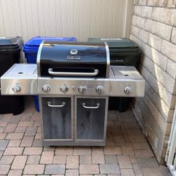 Fire King BBQ      Free