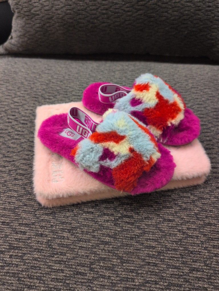 UGG Kids Slippers 