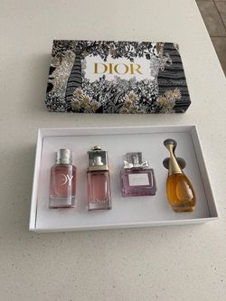 Dior 4-Piece Fragrance Discovery Set (4 x 30 ml / 1.02 fl oz)