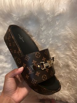 Louis Vuitton Slides