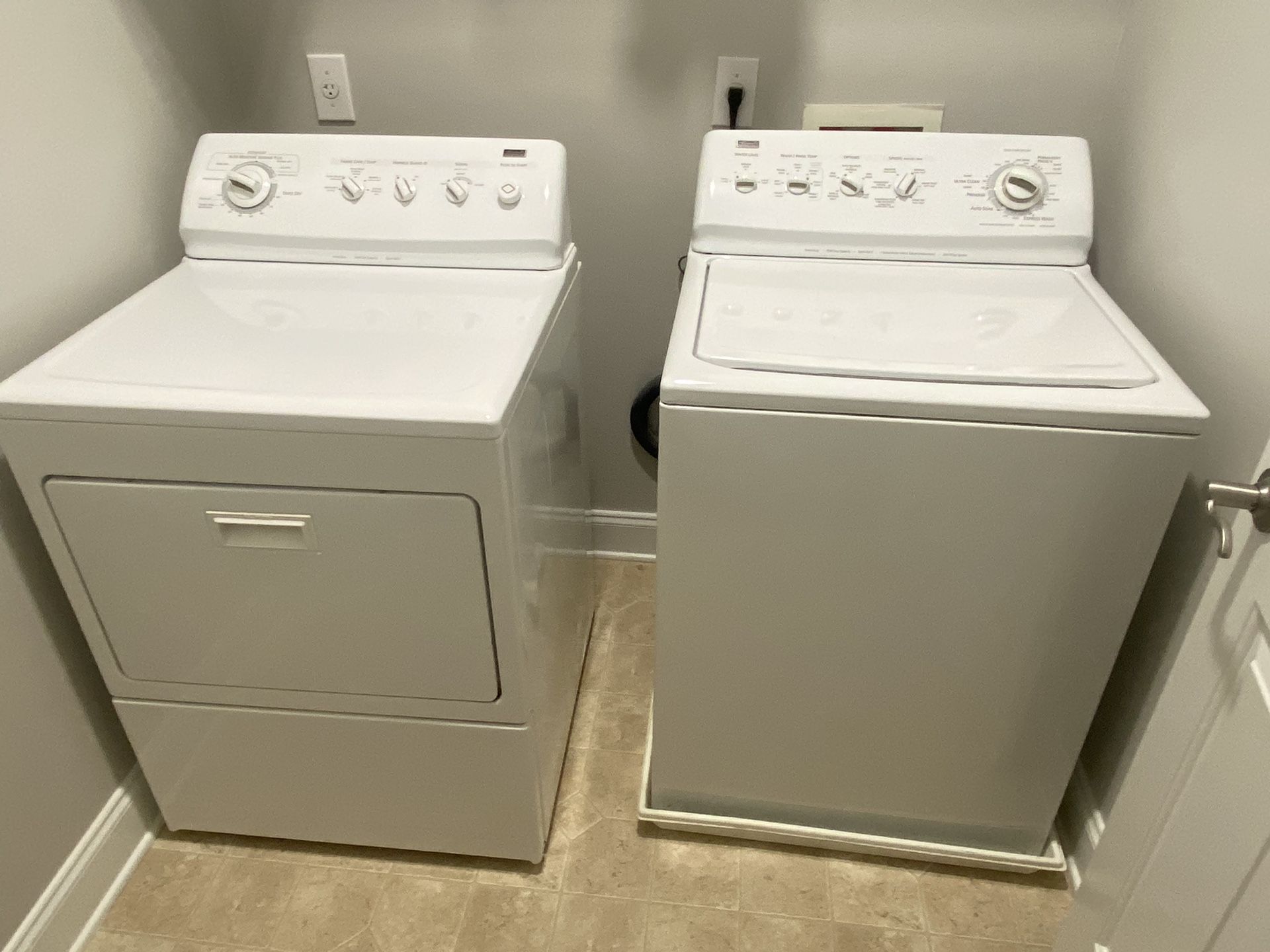 Kenmore Elite Washer and Dryer Set - $175