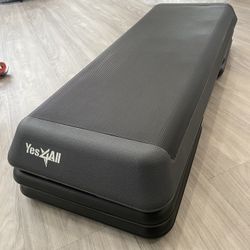 Aerobic Step Platform with Risers 