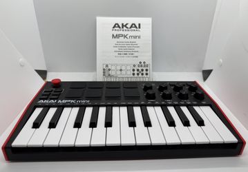 AKAI Professional MPK Mini Keyboard