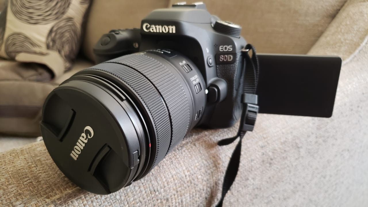 Camera Canon 80D