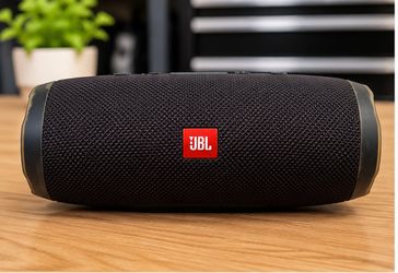 JBL Charge 3 Waterproof Bluetooth Speaker – Works Great