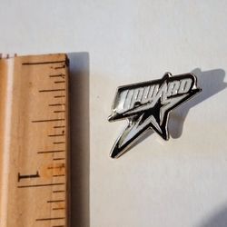 UPWARD Star Design Silver Tone Collectible Lapel Pin A-1