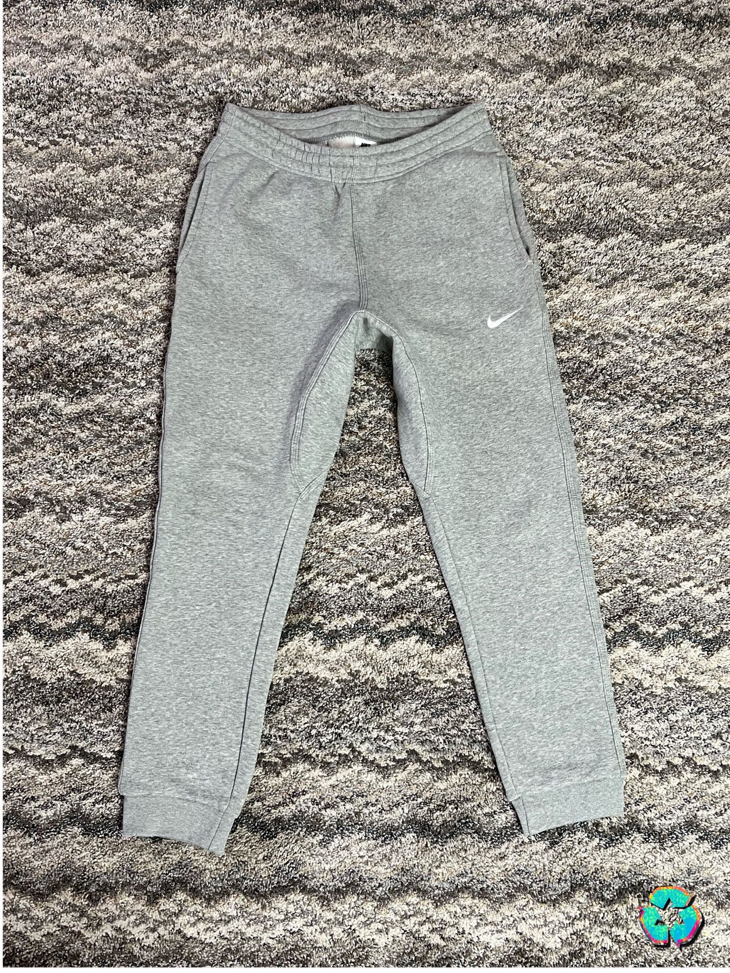 🏆Nike Tapered Club Heather Fleece Jogger🏆