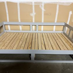 Twin Size Bed 