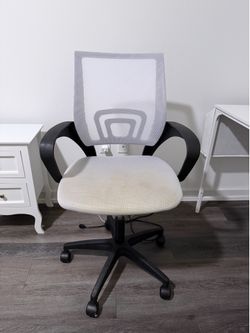 Modern Ergonomic Mesh Office Chair 🪑