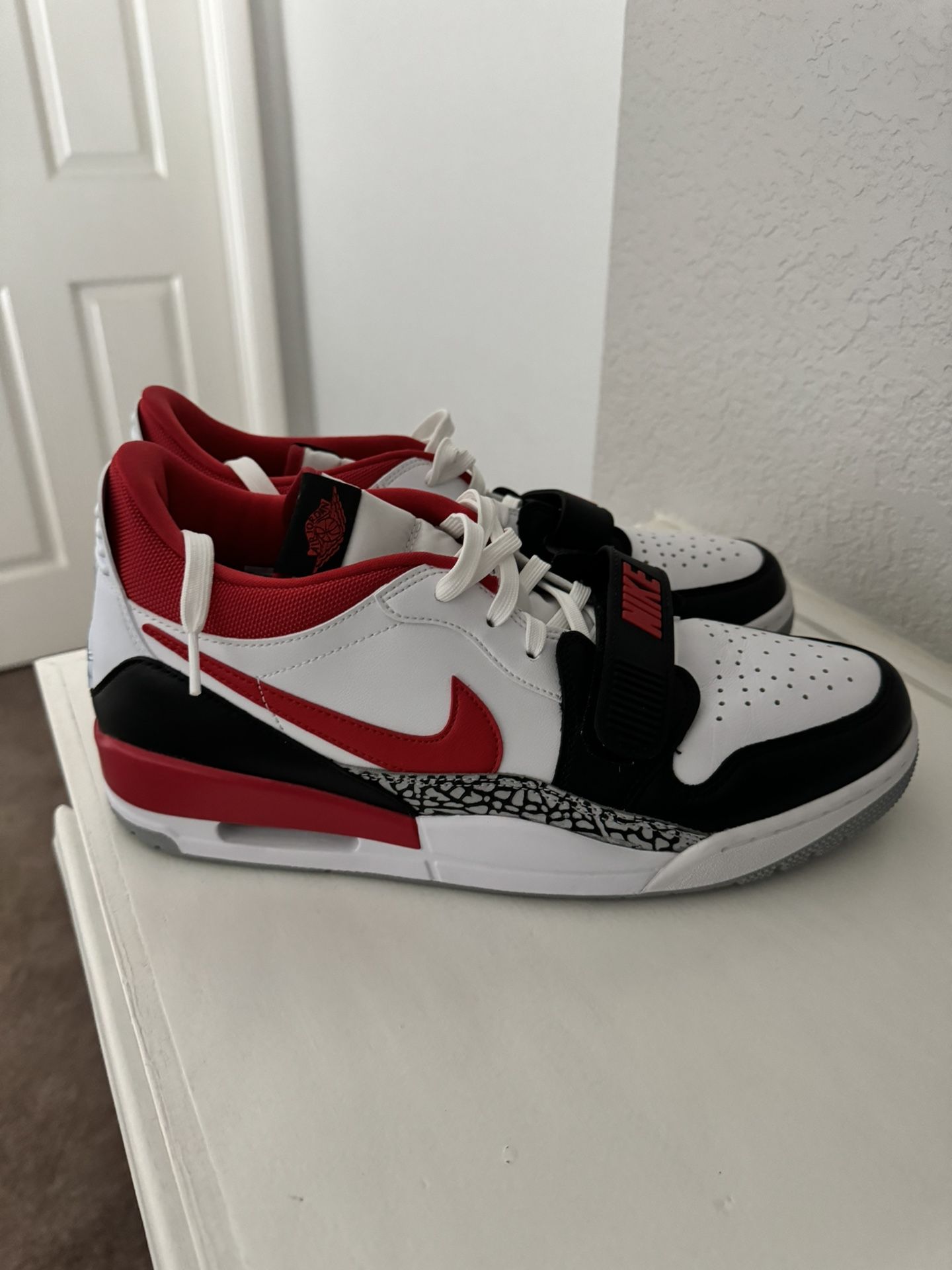 Air Jordan legacy 312 low size 12