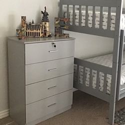Dresser, Chest, Tall Chest, W Lock, Gray 