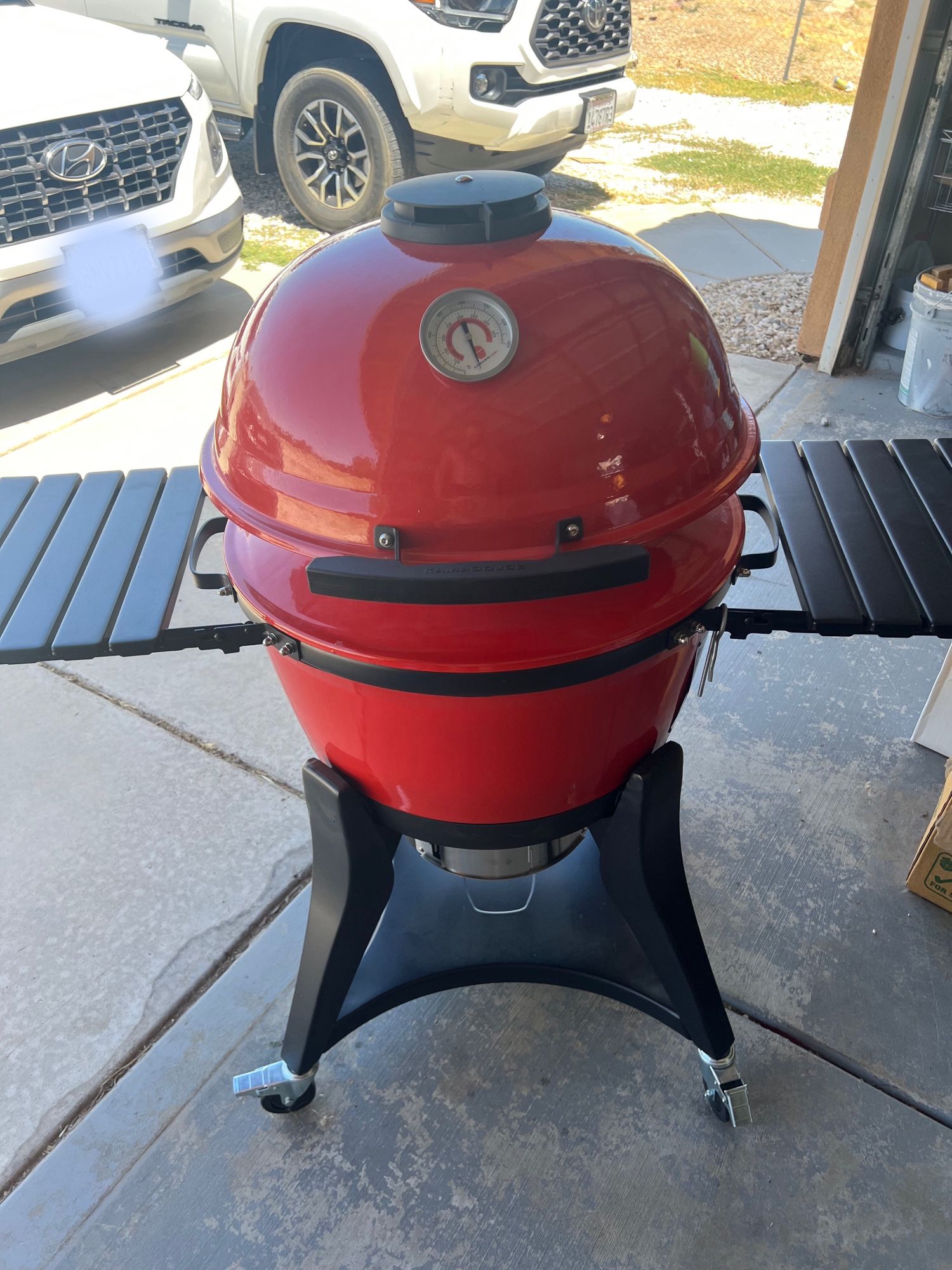 Kamado Joe Kettle Joe 22 Inch Charcoal Grill Red