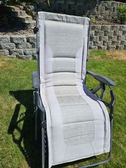 Zero gravity patio chair