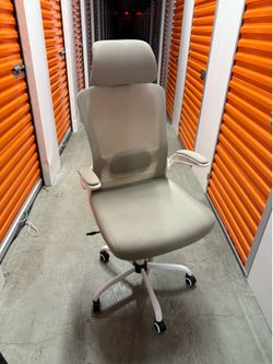 Office Chair - Ergonomic Desk Chair with Adjustable Lumbar Support and Headrest