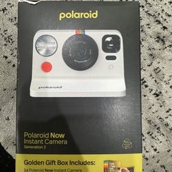 *NEW* Polaroid NOW Gen 2 Instant Camera Golden Gift Box Bundle - Black/White
