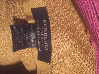 Burberry straw hat