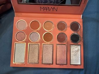 Face eye shadow pallet
