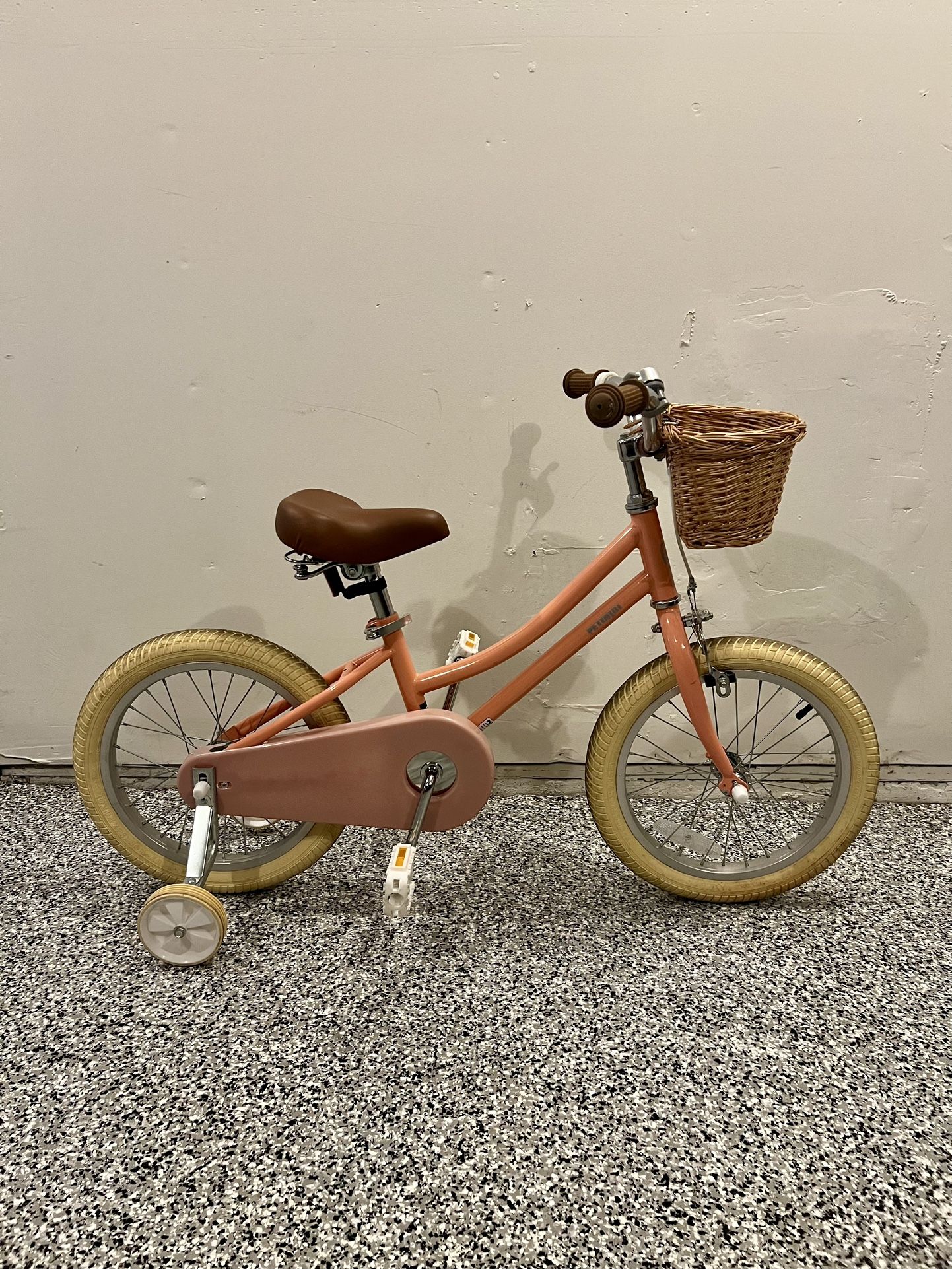16” Girls Bike With Training Wheels