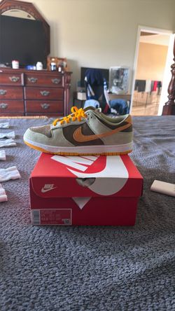 Nike Dunk Low SE Sneakers Size 11
