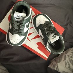 Nike low top dunk