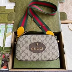Brand New in Box Gucci Tiger Camera Bag