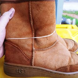Girls Size 7 Ugg Boots