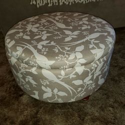 Coaster Furniture Round Storage Ottoman