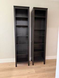 bookshelf- 2 matching