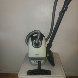 Miele C2 Gemini Canister