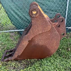 12” Excavator Bucket 