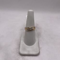 10kt Gold Diamond Engagement Style Band